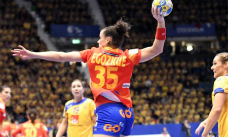 MUJER BALONMANO