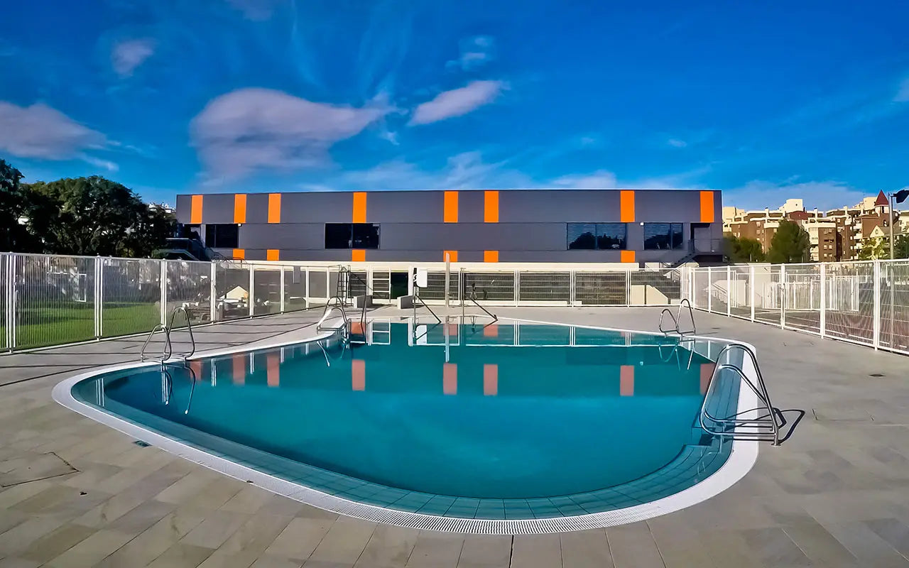 PISCINAS